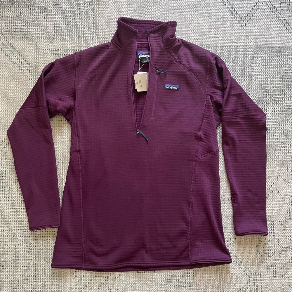 NEW Patagonia Women’s R1 Fleece Pullover, Large, Night Plum